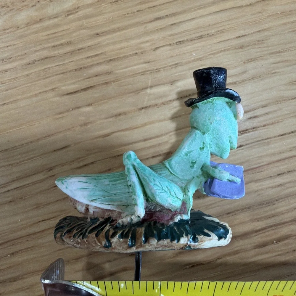 Lot Of 5 Mixed Plant Accessories Horse Frog Dove Insects